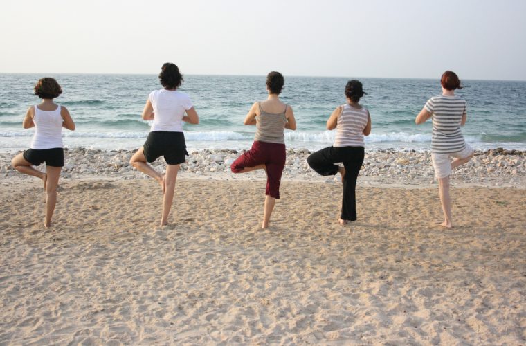 Yoga at beach (11)_small